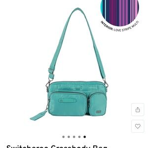 Lug Switcheroo Crossbody Bag
Color: Surf Teal